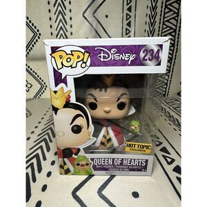 Funko Pop!‎ Vinyl: Disney - Queen of Hearts - Hot Topic (Exclusive) #234